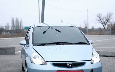 Honda Fit III, 2002 год, 570 000 рублей, 2 фотография
