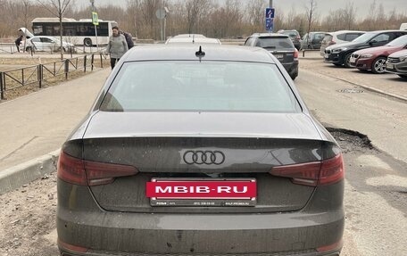 Audi A4, 2017 год, 2 700 000 рублей, 4 фотография