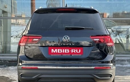 Volkswagen Tiguan II, 2022 год, 3 300 000 рублей, 4 фотография