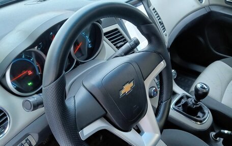 Chevrolet Cruze II, 2011 год, 880 000 рублей, 34 фотография