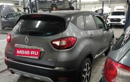 Renault Kaptur I рестайлинг, 2019 год, 1 716 000 рублей, 3 фотография