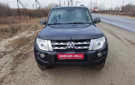 Mitsubishi Pajero IV, 2013 год, 2 700 000 рублей, 4 фотография