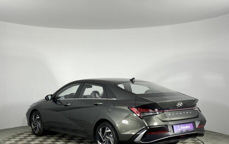Hyundai Elantra, 2023 год, 2 550 000 рублей, 6 фотография