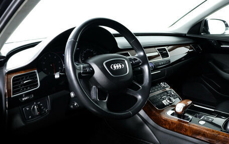 Audi A8, 2011 год, 1 770 000 рублей, 10 фотография