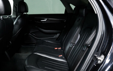 Audi A8, 2011 год, 1 770 000 рублей, 12 фотография