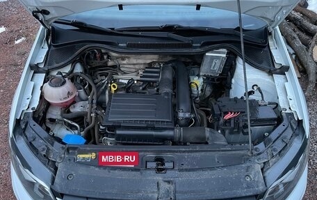 Volkswagen Polo VI (EU Market), 2018 год, 1 570 000 рублей, 2 фотография