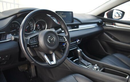 Mazda 6, 2019 год, 2 970 000 рублей, 13 фотография
