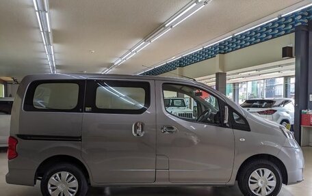 Nissan NV200, 2019 год, 1 470 000 рублей, 4 фотография