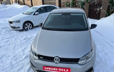Volkswagen Polo VI (EU Market), 2017 год, 1 299 000 рублей, 2 фотография