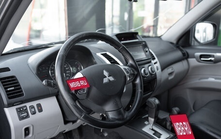 Mitsubishi Pajero Sport II рестайлинг, 2015 год, 2 230 000 рублей, 8 фотография