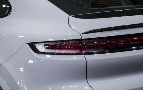 Porsche Cayenne III, 2023 год, 24 490 000 рублей, 12 фотография