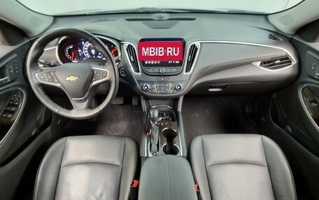 Chevrolet Malibu IX, 2021 год, 2 990 000 рублей, 7 фотография