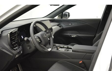 Lexus RX IV рестайлинг, 2023 год, 12 750 000 рублей, 17 фотография