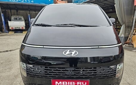 Hyundai Staria, 2021 год, 3 630 000 рублей, 1 фотография