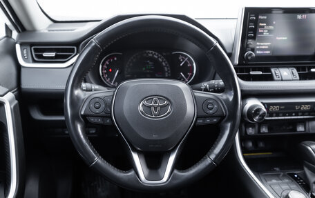 Toyota RAV4, 2020 год, 3 620 000 рублей, 21 фотография