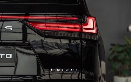 Lexus LX, 2023 год, 22 500 000 рублей, 10 фотография