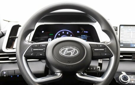 Hyundai Elantra, 2023 год, 2 248 000 рублей, 21 фотография