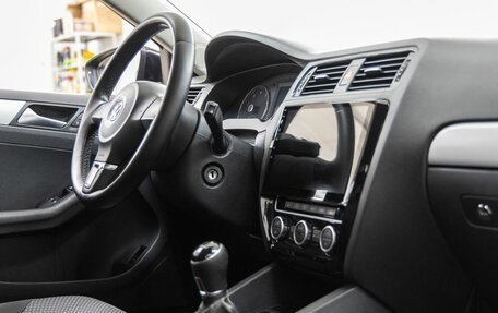 Volkswagen Jetta VI, 2012 год, 1 098 000 рублей, 30 фотография