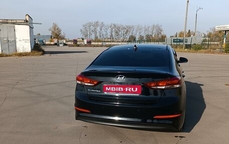 Hyundai Elantra VI рестайлинг, 2018 год, 1 690 000 рублей, 5 фотография