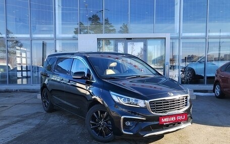 KIA Carnival III, 2018 год, 3 030 000 рублей, 3 фотография