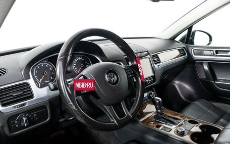 Volkswagen Touareg III, 2010 год, 2 199 789 рублей, 11 фотография