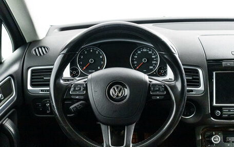 Volkswagen Touareg III, 2010 год, 2 199 789 рублей, 21 фотография