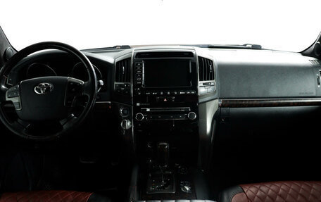 Toyota Land Cruiser 200, 2012 год, 4 077 700 рублей, 11 фотография