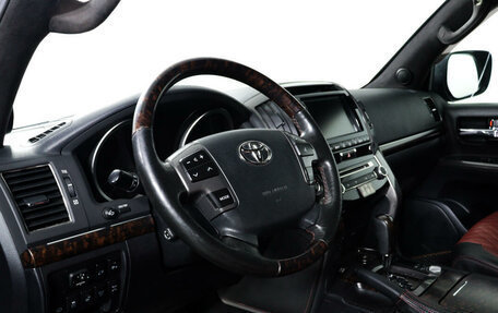 Toyota Land Cruiser 200, 2012 год, 4 077 700 рублей, 13 фотография