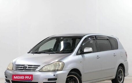 Toyota Ipsum II, 2004 год, 999 000 рублей, 4 фотография