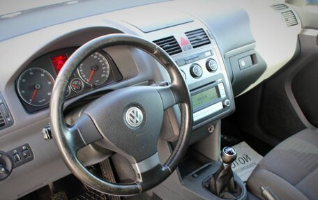 Volkswagen Touran III, 2007 год, 740 000 рублей, 14 фотография