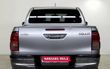 Toyota Hilux VIII, 2017 год, 3 199 000 рублей, 6 фотография