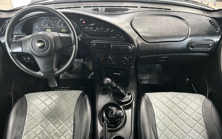 Chevrolet Niva I рестайлинг, 2019 год, 979 000 рублей, 15 фотография