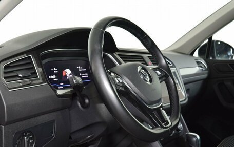 Volkswagen Tiguan II, 2019 год, 2 699 000 рублей, 8 фотография