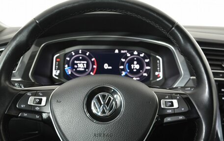 Volkswagen Tiguan II, 2019 год, 2 699 000 рублей, 14 фотография