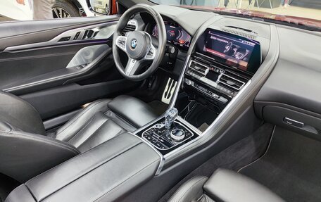 BMW 8 серия, 2019 год, 9 599 000 рублей, 13 фотография