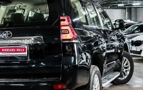 Toyota Land Cruiser Prado 150 рестайлинг 2, 2017 год, 5 849 000 рублей, 23 фотография