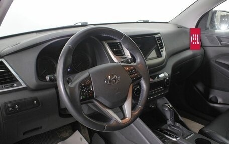 Hyundai Tucson III, 2017 год, 2 050 000 рублей, 13 фотография