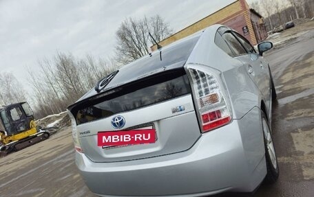 Toyota Prius, 2009 год, 1 170 000 рублей, 10 фотография