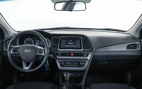 Hyundai Sonata VII, 2017 год, 1 720 000 рублей, 5 фотография