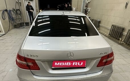 Mercedes-Benz E-Класс, 2010 год, 1 350 000 рублей, 2 фотография
