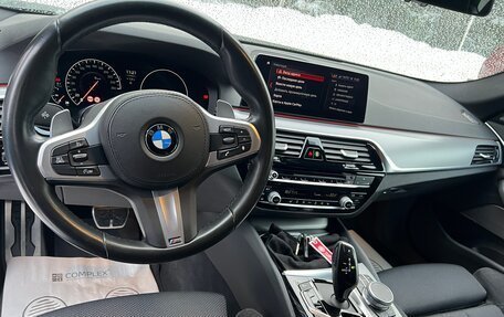 BMW 5 серия, 2019 год, 3 890 000 рублей, 6 фотография