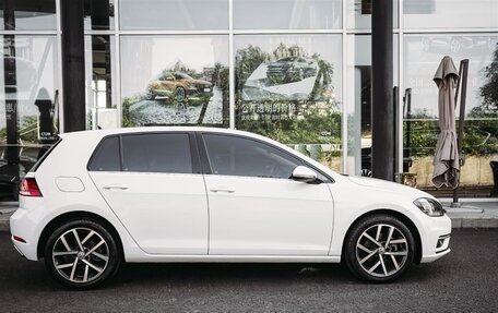 Volkswagen Golf VII, 2020 год, 1 999 000 рублей, 5 фотография