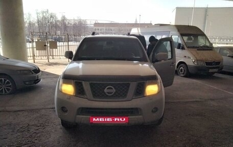 Nissan Pathfinder, 2010 год, 1 250 000 рублей, 3 фотография