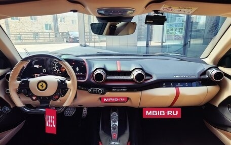 Ferrari 812, 2020 год, 35 930 000 рублей, 5 фотография