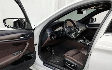 BMW 5 серия, 2021 год, 4 549 949 рублей, 9 фотография