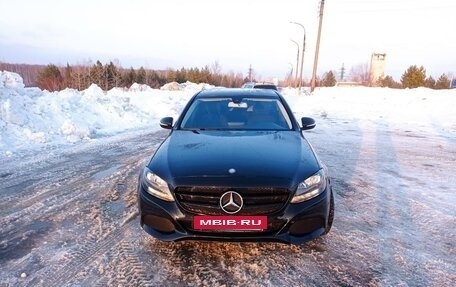 Mercedes-Benz C-Класс, 2015 год, 2 000 000 рублей, 3 фотография