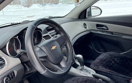 Chevrolet Cruze II, 2012 год, 870 000 рублей, 9 фотография