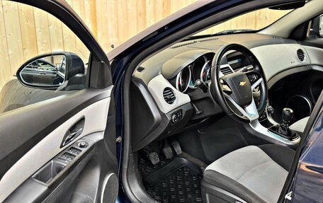 Chevrolet Cruze II, 2011 год, 970 000 рублей, 7 фотография