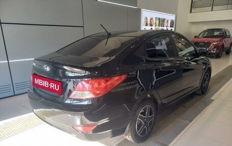 Hyundai Solaris II рестайлинг, 2013 год, 896 000 рублей, 4 фотография