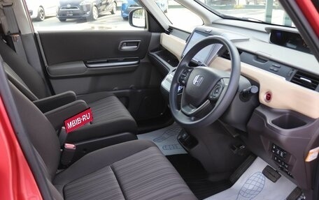 Honda Freed II, 2018 год, 2 049 000 рублей, 13 фотография